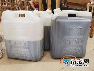 食品安全隱患曝光 海口椰豐食園使用三無(wú)散裝食用油，來(lái)源不明引發(fā)公眾擔(dān)憂